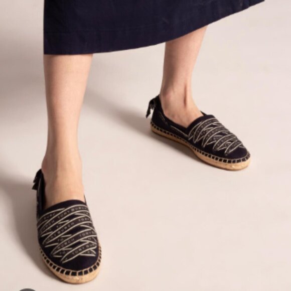 NWT! NEW! Tory Burch Ribbon Canvas Espadrilles -Perfect Navy limited size - Picture 2 of 10